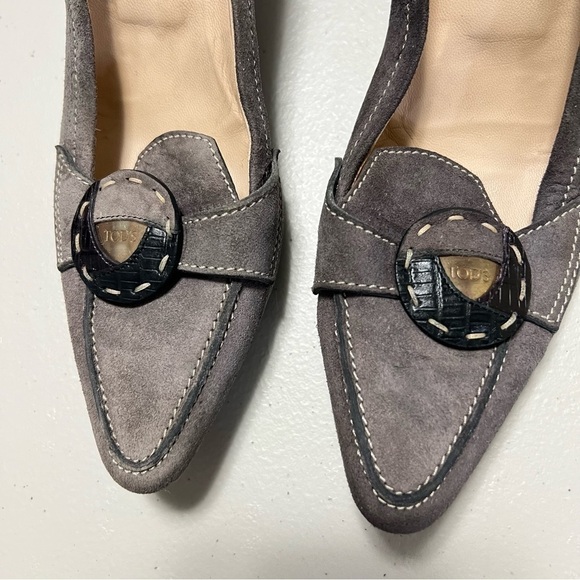 TOD’S Debbie Button Suede Leather Heels - Picture 4 of 13